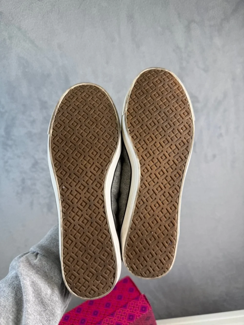 Tory Burch Skyler Sneaker Size 7.5 Flannel Fabric Soft Patent Shoes - Picture 2 of 8